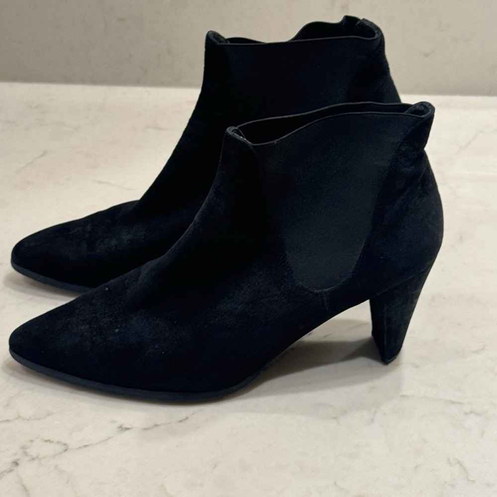Stuart Weitzman Suede Black Women's Ankle Boots